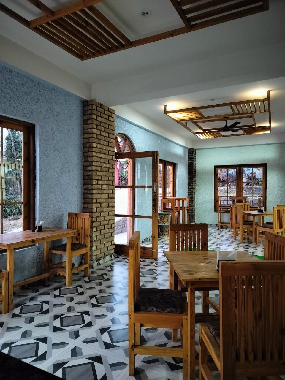 Restaurant wide view